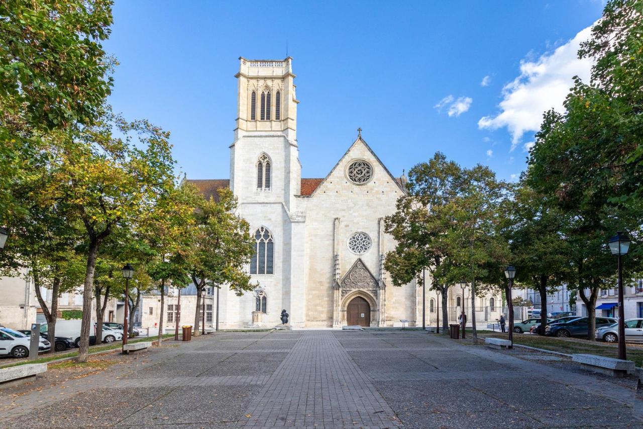 Appar Quartier Calm Coeur De Ville Ажан Екстериор снимка