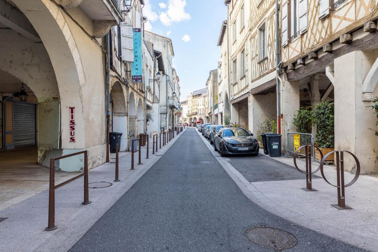 Appar Quartier Calm Coeur De Ville Ажан Екстериор снимка